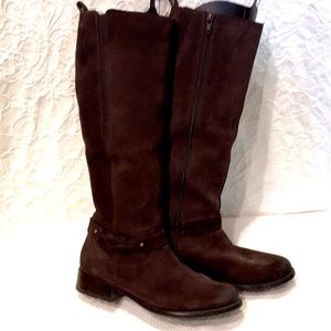 Clarks Oiled Suede Boots